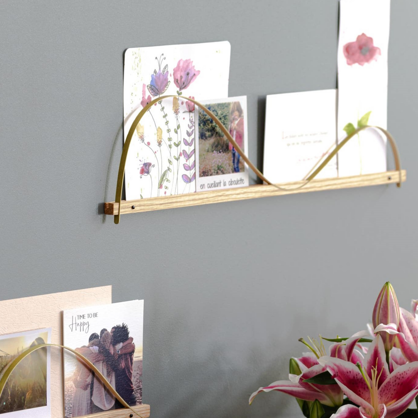 Etagère murale bois - porte photo, carte, illustrations - Grand format - naturelle claire