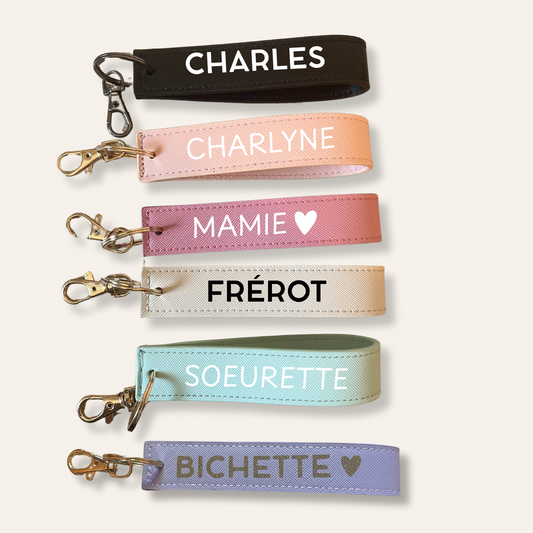 Porte clé - PERSONNALISÉ - couleur et prénom